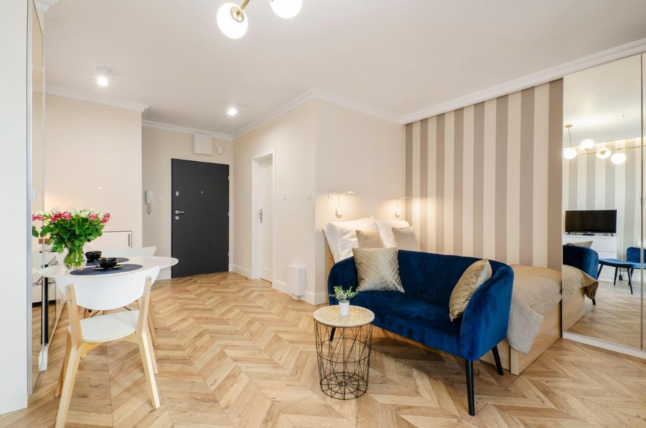 Sky Home- Blue Apartament -Manufaktura, Bezplatny Parking, Klima, Dostep Na Kod Łódź Zewnętrze zdjęcie